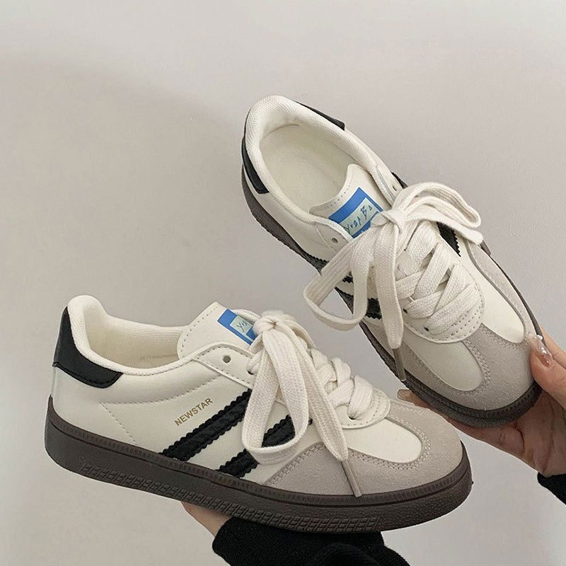 Badminton Shoes - รองเท้าผ้าใบสตรีแฟชั่น Lace Up Vulcanized รองเท้าเทนนิสการฝึกอบรมรองเท้าสําหรับสตรี Casual